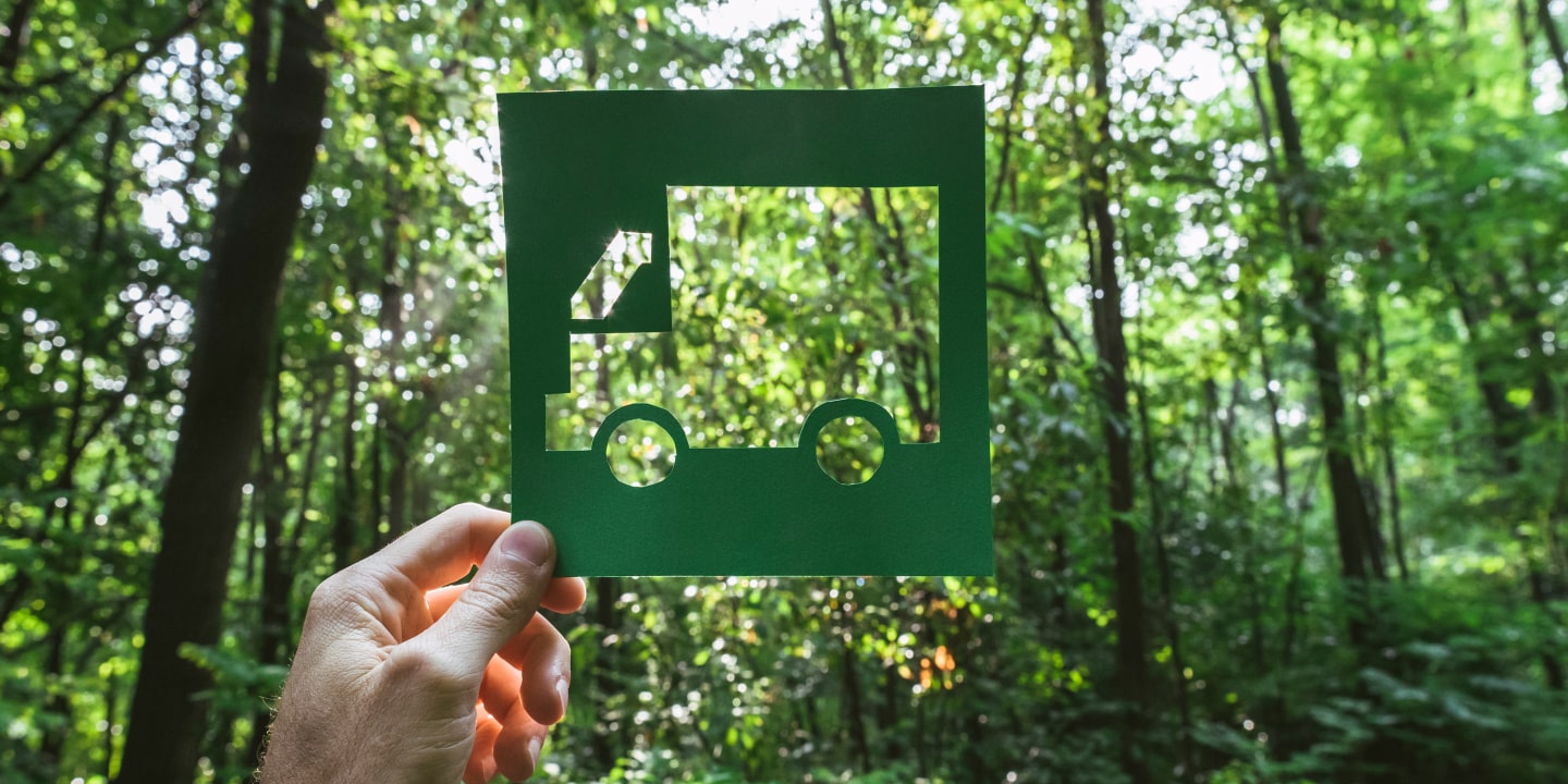 Sustainability in Logistics: The Role of Software Solutions in Reducing Carbon Footprint